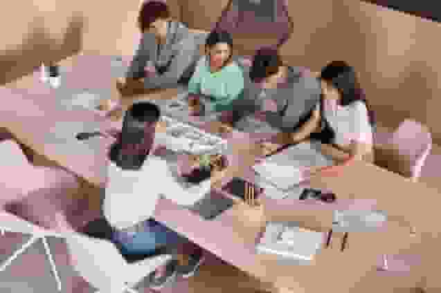smart working office workers