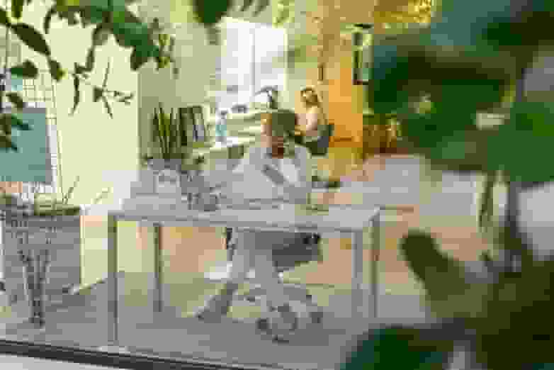 bureau avec lumière naturelle